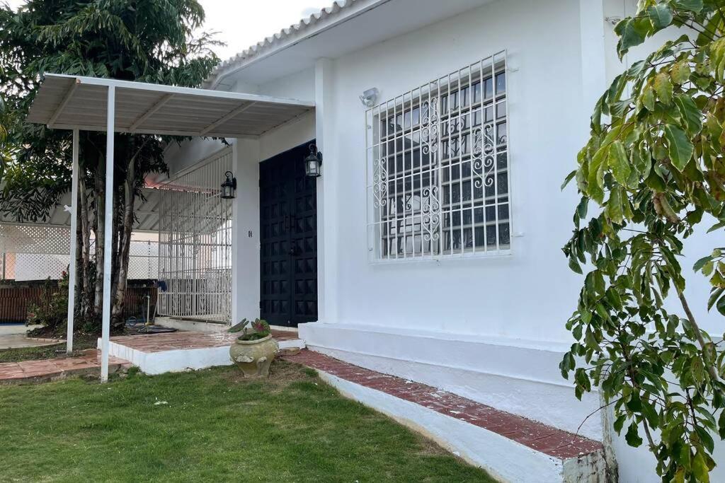 Borinquen Beach House Villa Camaceyes Ngoại thất bức ảnh